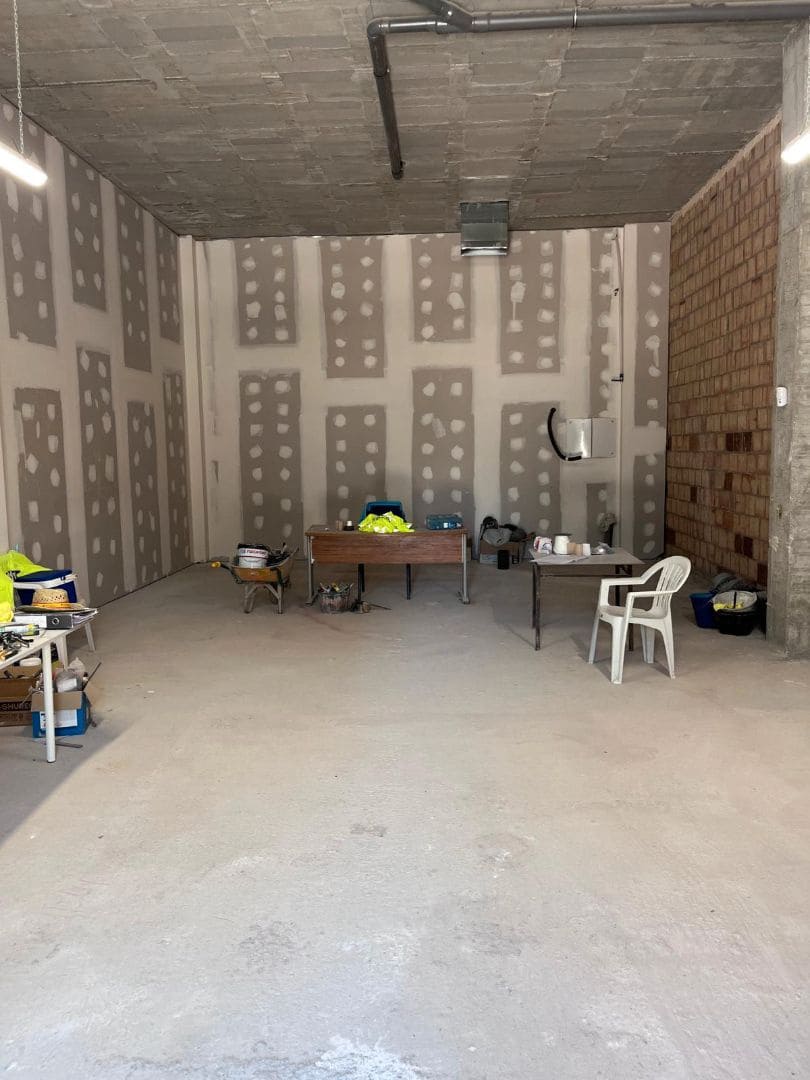 Commercial for rent in Granada city - € 1,200 (Ref: 9668248)