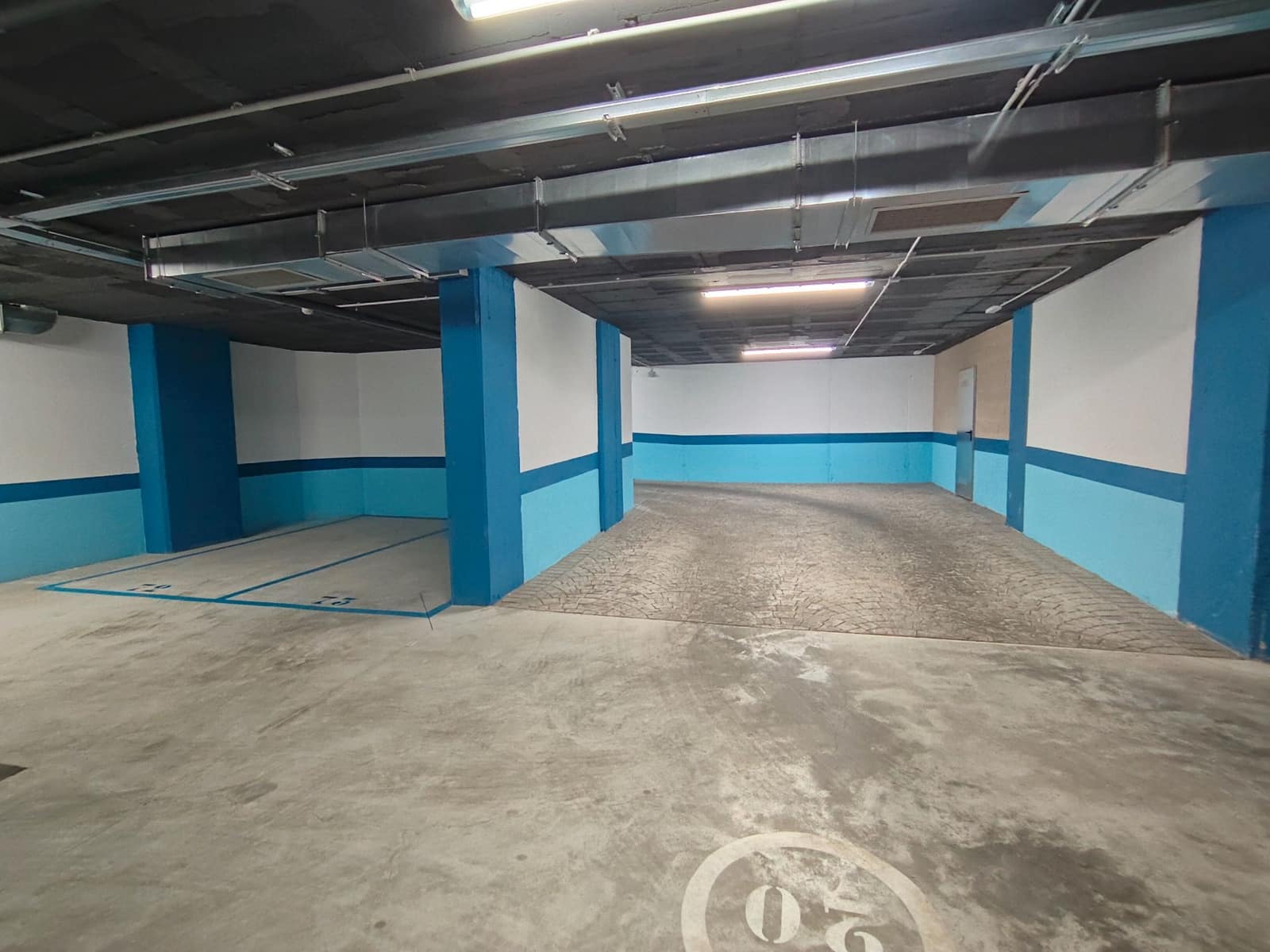 Garage att hyra i Granada stad - 100 € (Ref: 9668252)