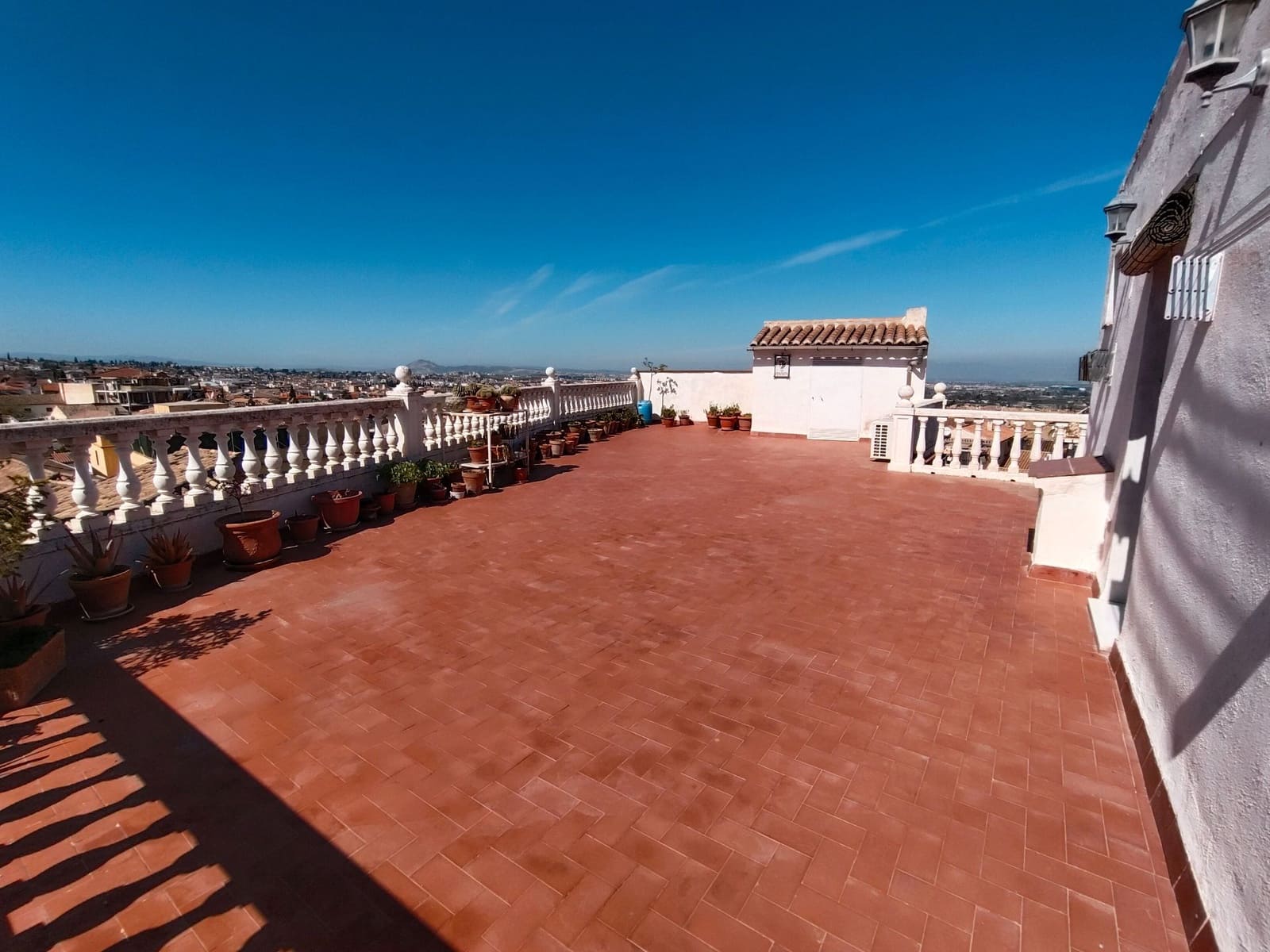 4 chambre Local Commercial à vendre à La Zubia - 349 900 € (Ref: 9719320)