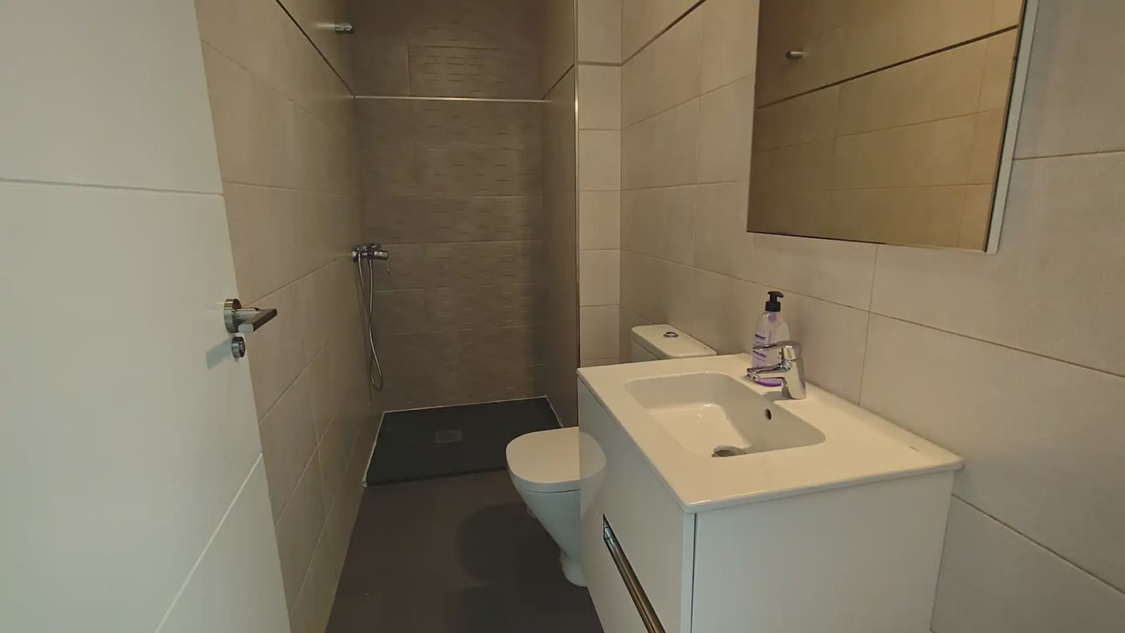 3 bedroom Semi-detached Villa for sale in Vegas del Genil with garage - € 279,900 (Ref: 9734212)