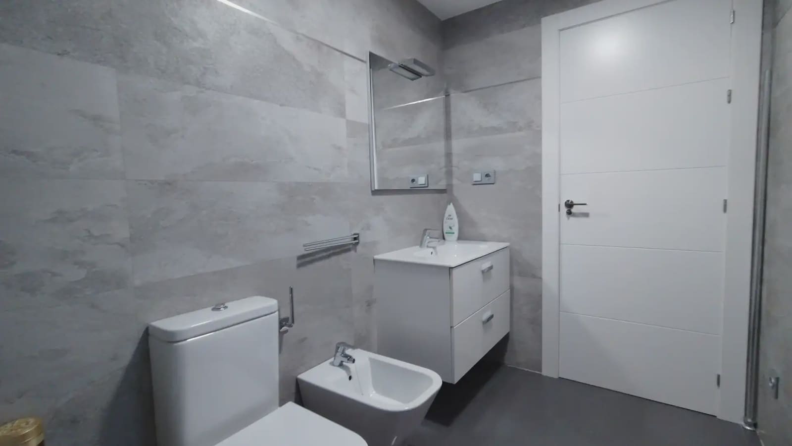 3 bedroom Semi-detached Villa for sale in Vegas del Genil with garage - € 279,900 (Ref: 9734212)