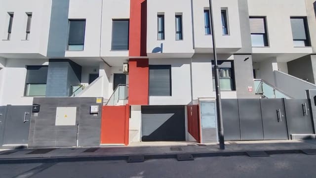 3 bedroom Semi-detached Villa for sale in Vegas del Genil with garage - € 279,900 (Ref: 9734212)