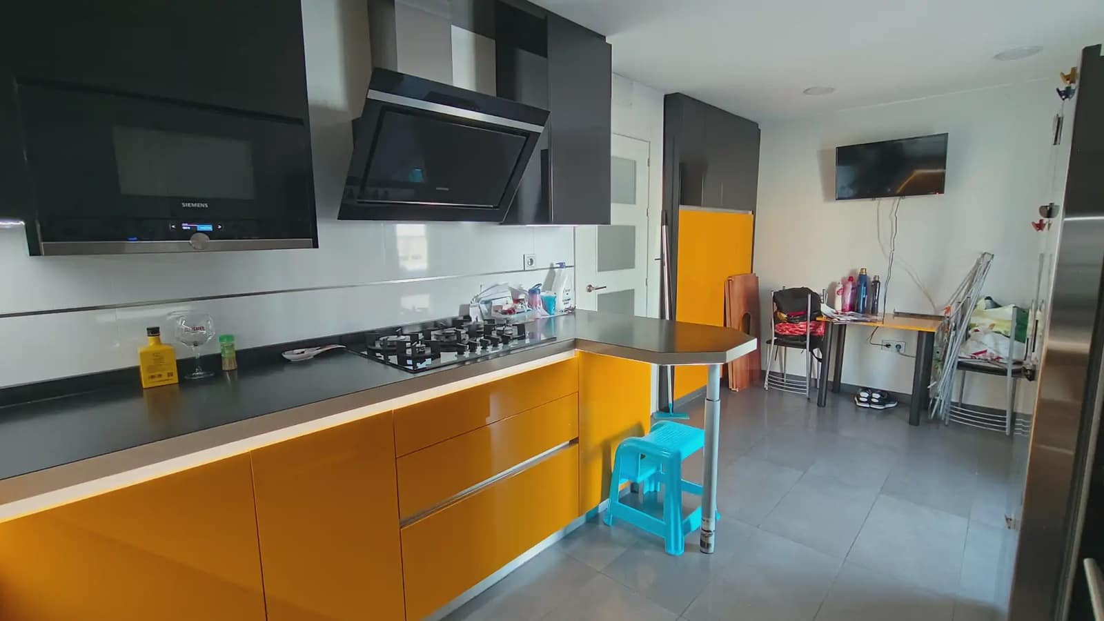 3 bedroom Semi-detached Villa for sale in Vegas del Genil with garage - € 279,900 (Ref: 9734212)