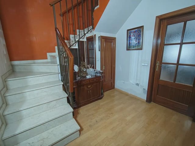 5 camera da letto Casa in vendita in Priego de Córdoba - 159.900 € (Rif: 9778658)