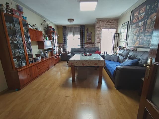 5 camera da letto Casa in vendita in Priego de Córdoba - 159.900 € (Rif: 9778658)