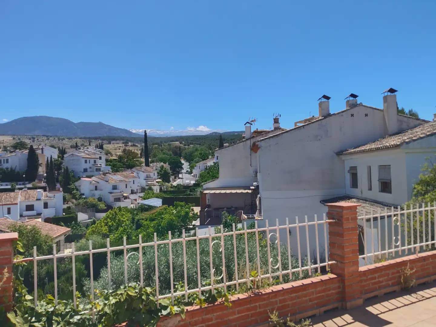 5 sovrum Villa till salu i La Zubia med pool garage - 349 900 € (Ref: 9893616)