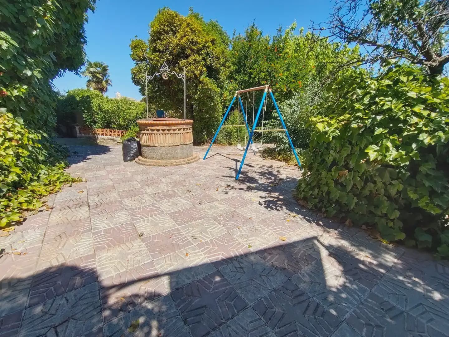 5 sovrum Villa till salu i La Zubia med pool garage - 349 900 € (Ref: 9893616)