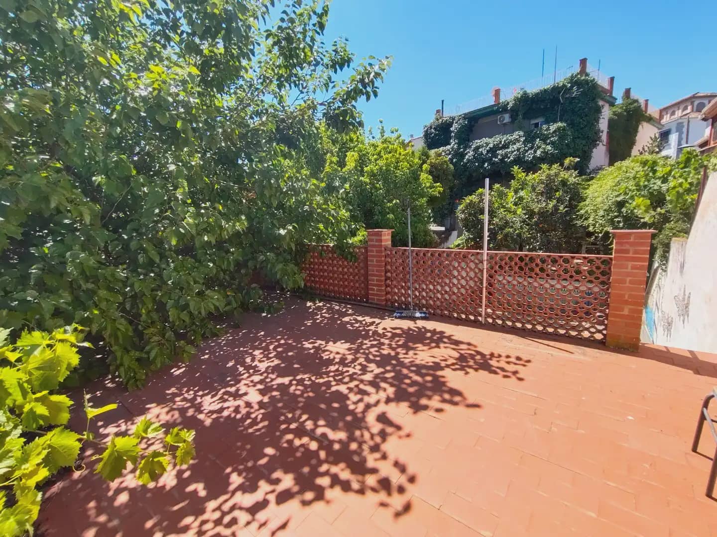 5 sovrum Villa till salu i La Zubia med pool garage - 349 900 € (Ref: 9893616)