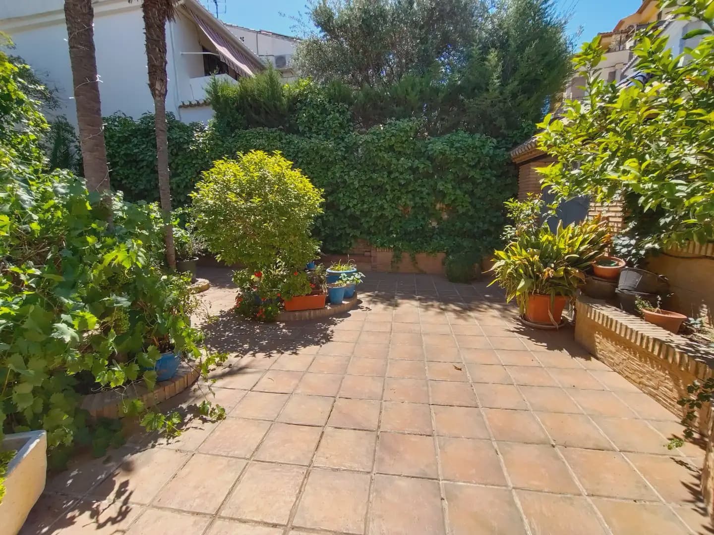 5 sovrum Villa till salu i La Zubia med pool garage - 349 900 € (Ref: 9893616)