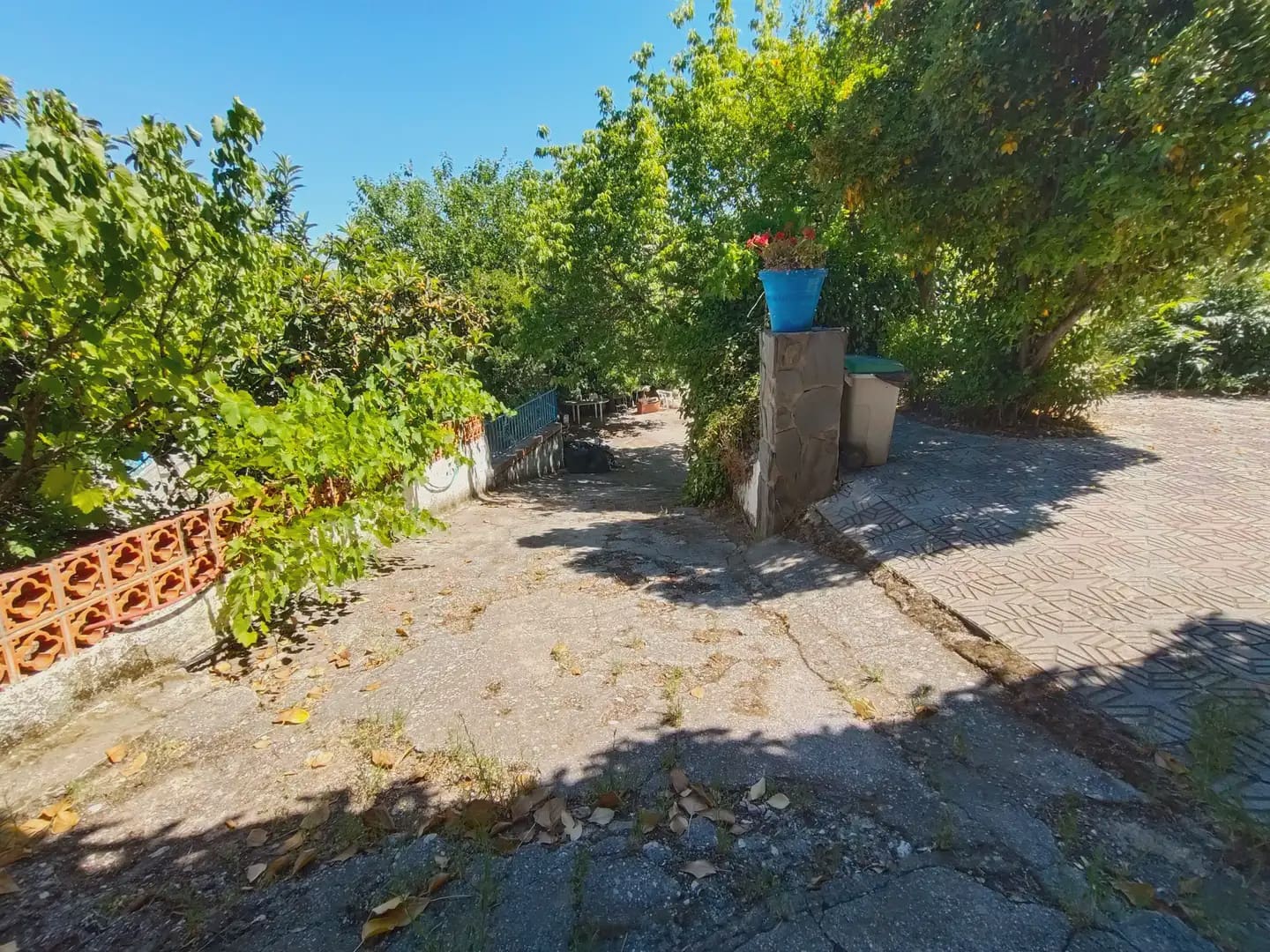 5 sovrum Villa till salu i La Zubia med pool garage - 349 900 € (Ref: 9893616)