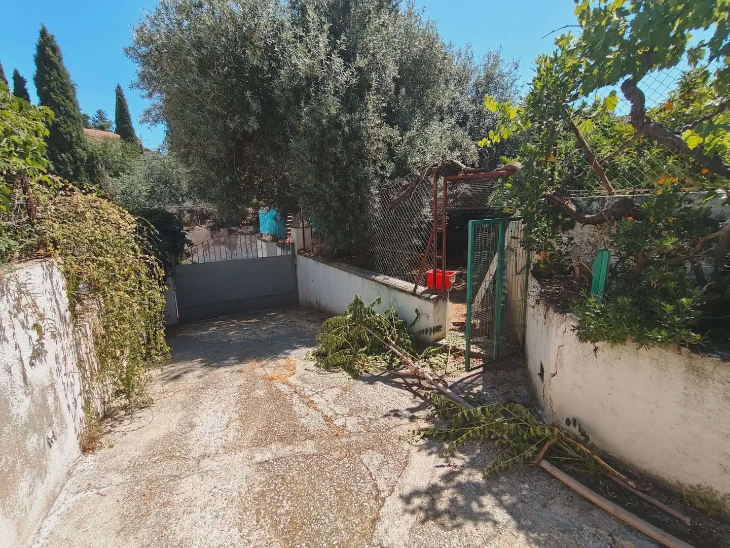 5 sovrum Villa till salu i La Zubia med pool garage - 349 900 € (Ref: 9893616)