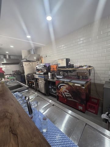 1 makuuhuone Kaupallinen vuokrattavana paikassa Callao Salvaje - Playa Paraíso, Adeje - 2 000 € (Ref: 9528877)