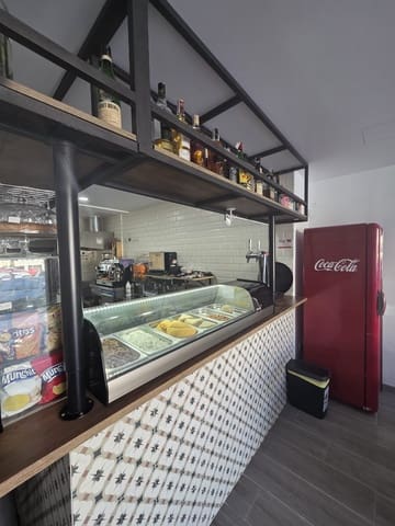 1 makuuhuone Kaupallinen vuokrattavana paikassa Callao Salvaje - Playa Paraíso, Adeje - 2 000 € (Ref: 9528877)