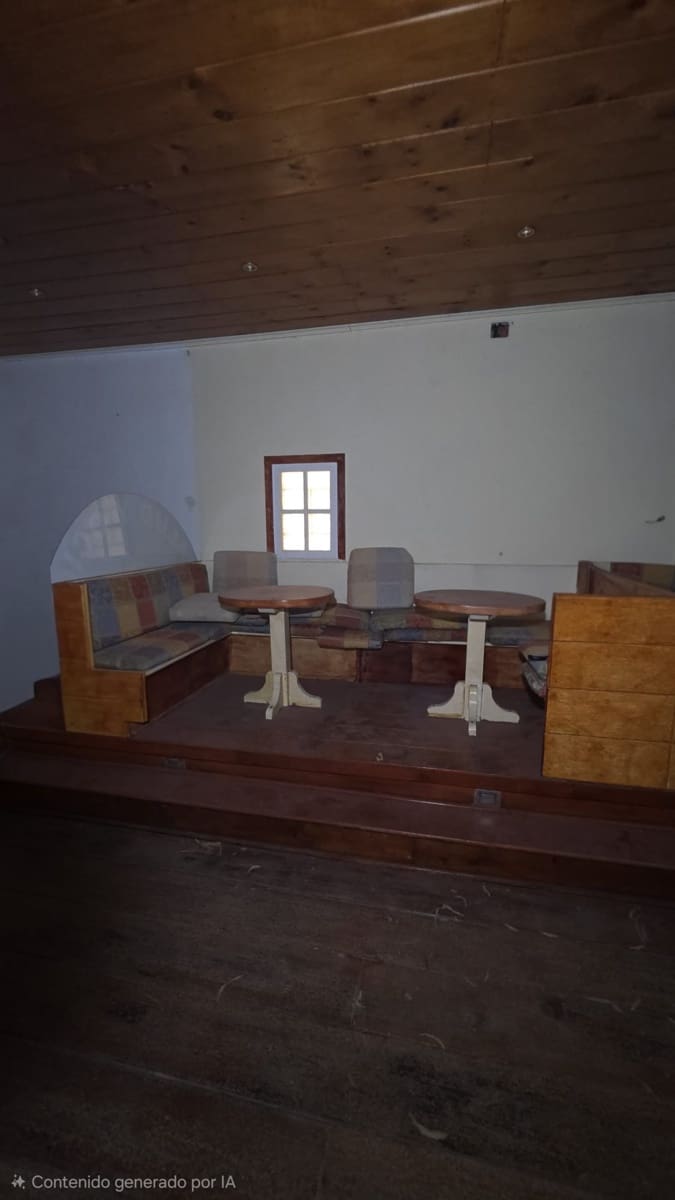 Kaupallinen vuokrattavana paikassa Adeje - 2 000 € (Ref: 9528924)