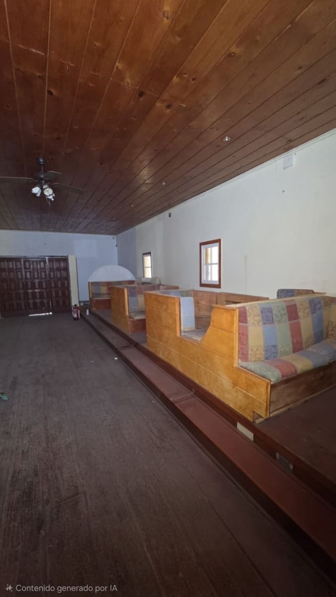 Kaupallinen vuokrattavana paikassa Adeje - 2 000 € (Ref: 9528924)