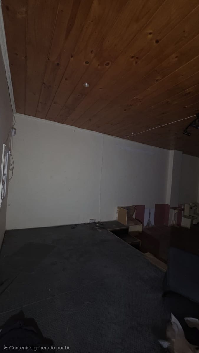 Kaupallinen vuokrattavana paikassa Adeje - 2 000 € (Ref: 9528924)