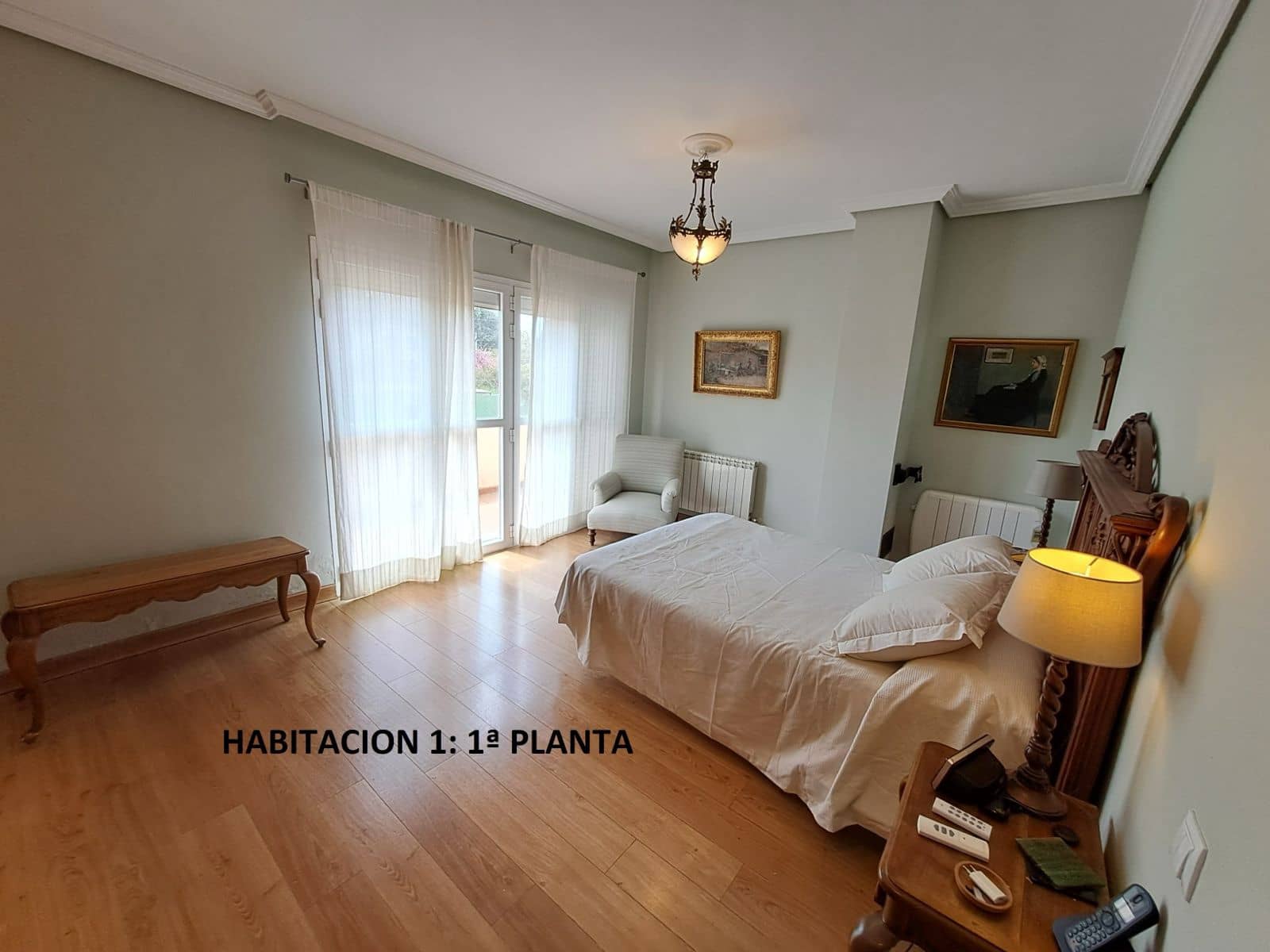 5 makuuhuone Omakotitalo myytävänä paikassa Valdemorillo mukana uima-altaan 
autotalli - 730 000 € (Ref: 9543713)