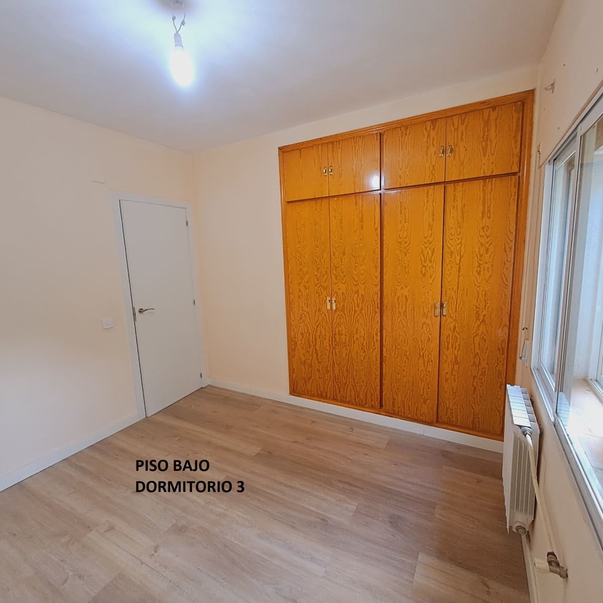 7 makuuhuone Omakotitalo myytävänä paikassa Valdemorillo mukana uima-altaan 
autotalli - 750 000 € (Ref: 9543850)