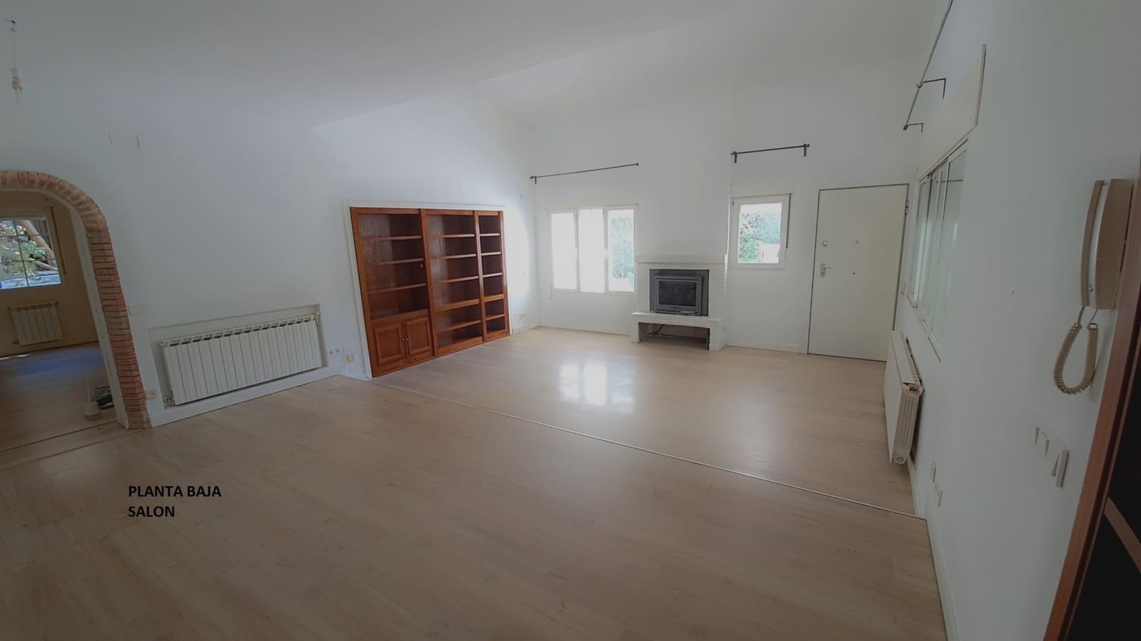 7 makuuhuone Omakotitalo myytävänä paikassa Valdemorillo mukana uima-altaan 
autotalli - 750 000 € (Ref: 9543850)