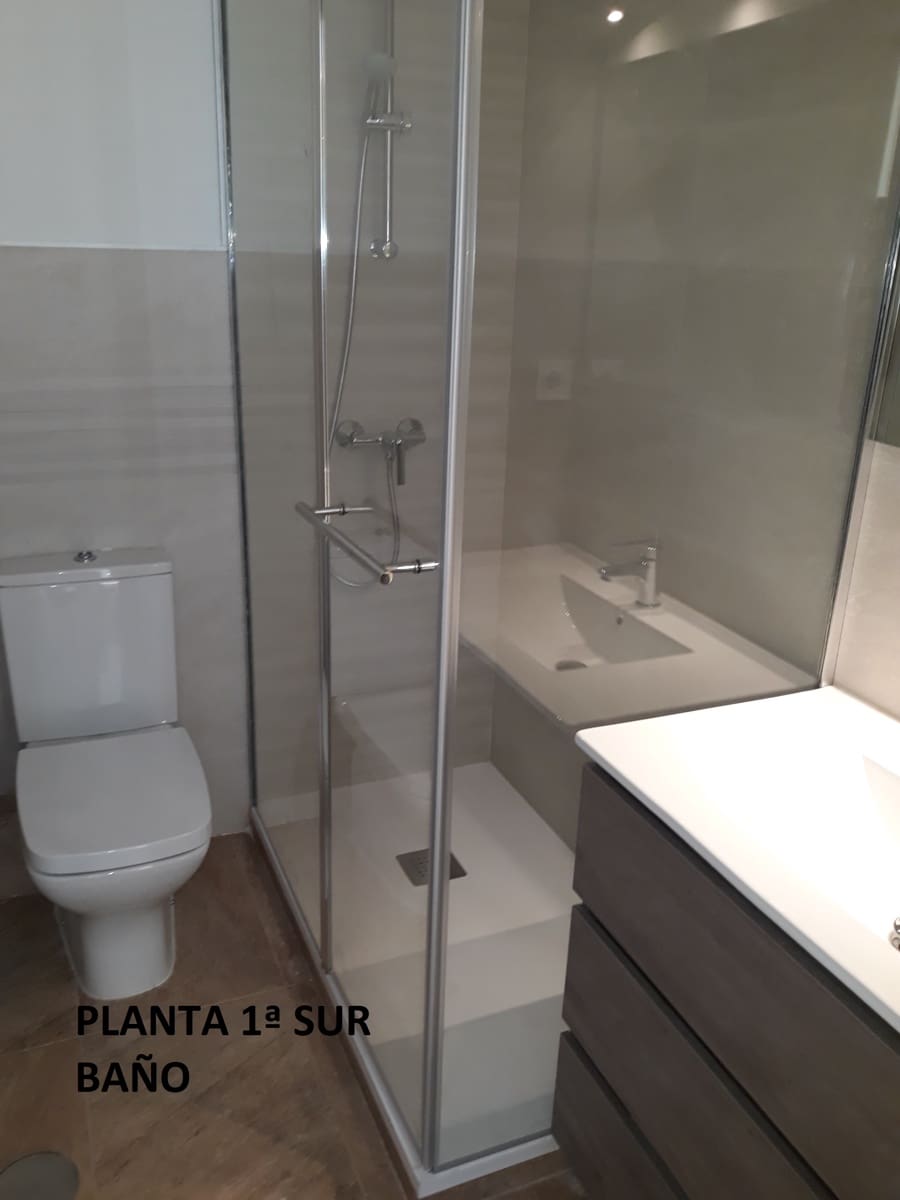 7 makuuhuone Omakotitalo myytävänä paikassa Valdemorillo mukana uima-altaan 
autotalli - 750 000 € (Ref: 9543850)