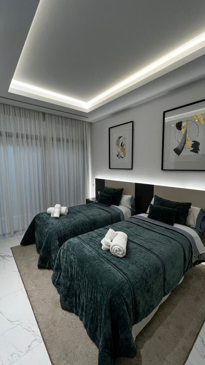 4 camera da letto Villa da affittare in Marbella con piscina garage - 18.000 € (Rif: 9542575)