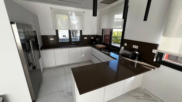 4 camera da letto Villa da affittare in Lomas De Marbella, Marbella con piscina garage - 18.000 € (Rif: 9542575)