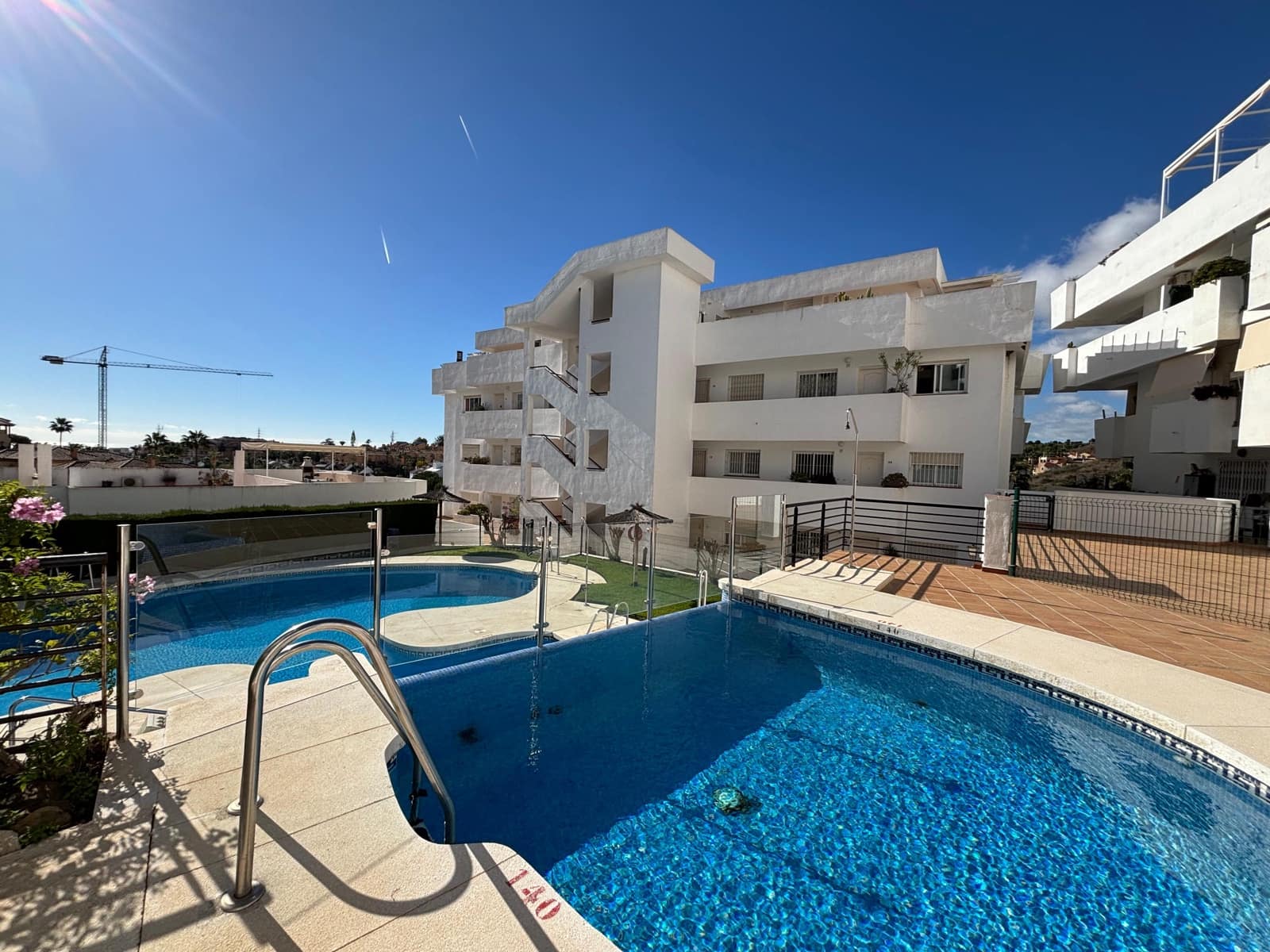 3 slaapkamer Appartement te koop in Riviera del Sol met zwembad garage - € 329.000 (Ref: 9542604)