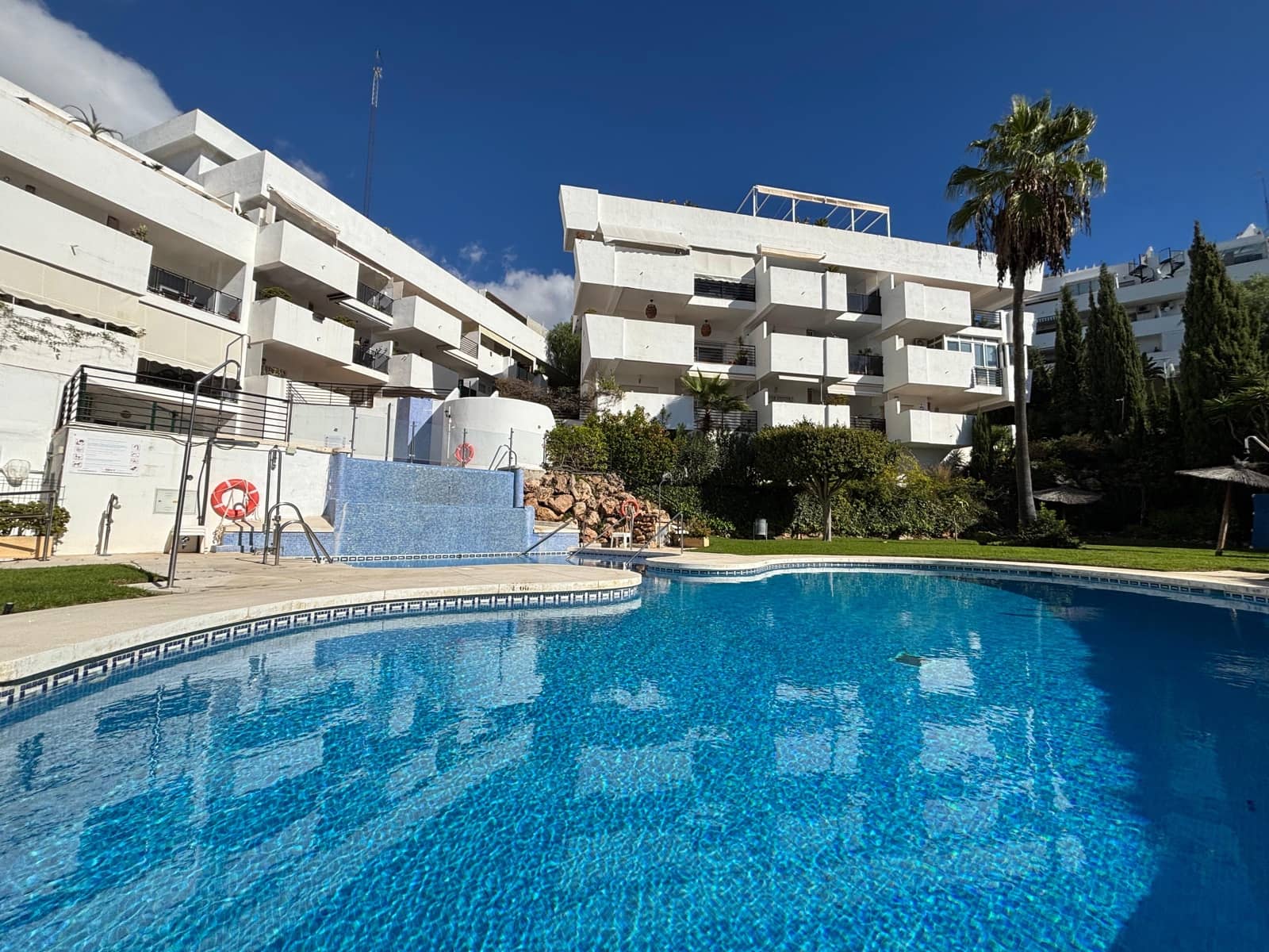 3 slaapkamer Appartement te koop in Riviera del Sol met zwembad garage - € 329.000 (Ref: 9542604)