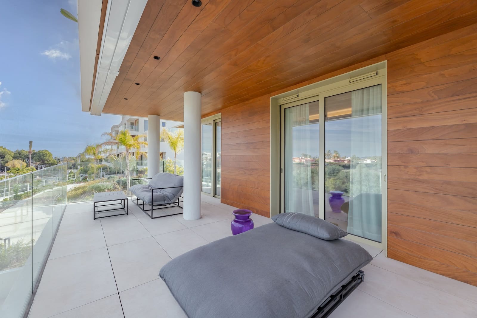 5 bedroom Penthouse for rent in Marbella with pool garage - € 16,000 (Ref: 9544396)