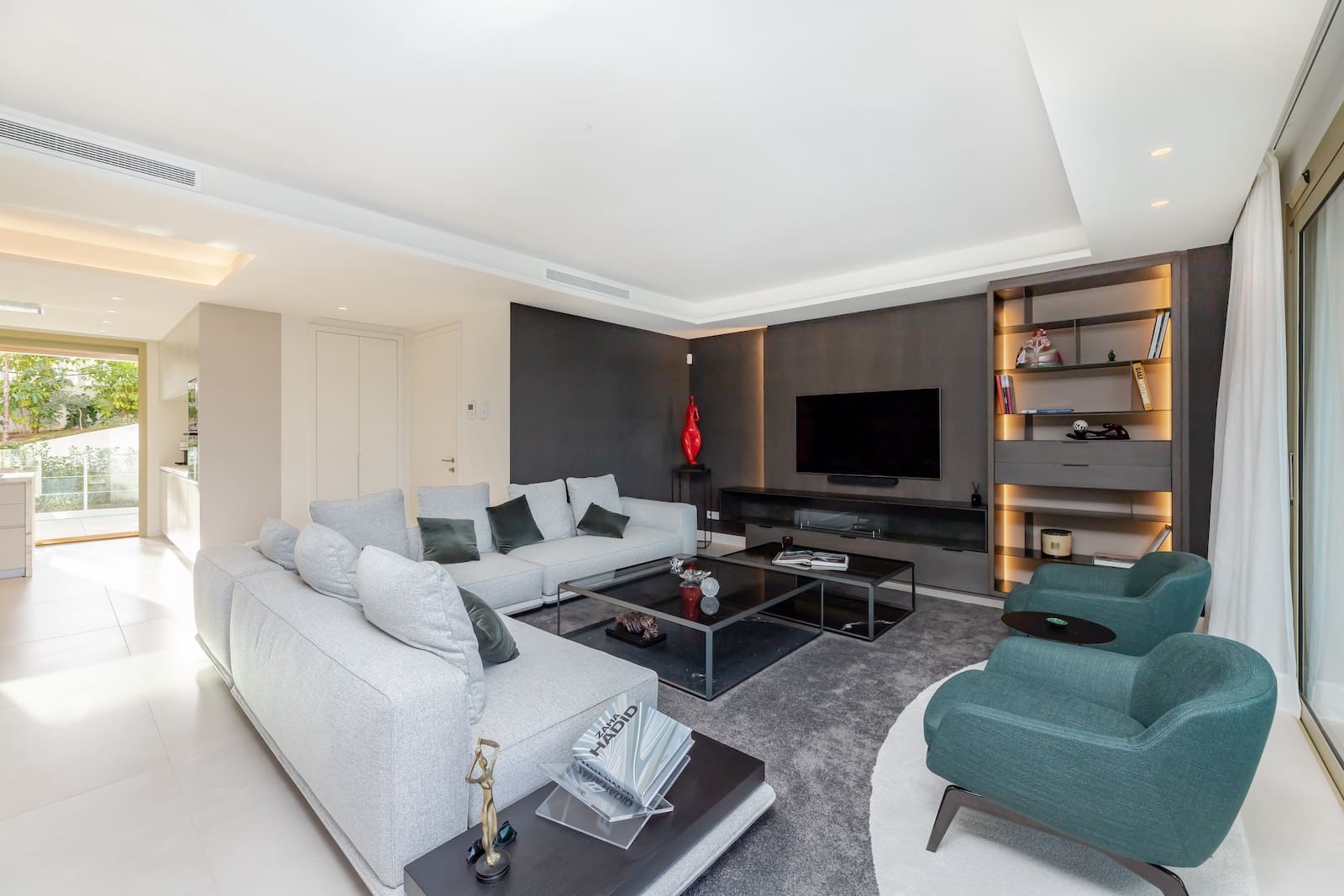 5 bedroom Penthouse for rent in Marbella with pool garage - € 16,000 (Ref: 9544396)