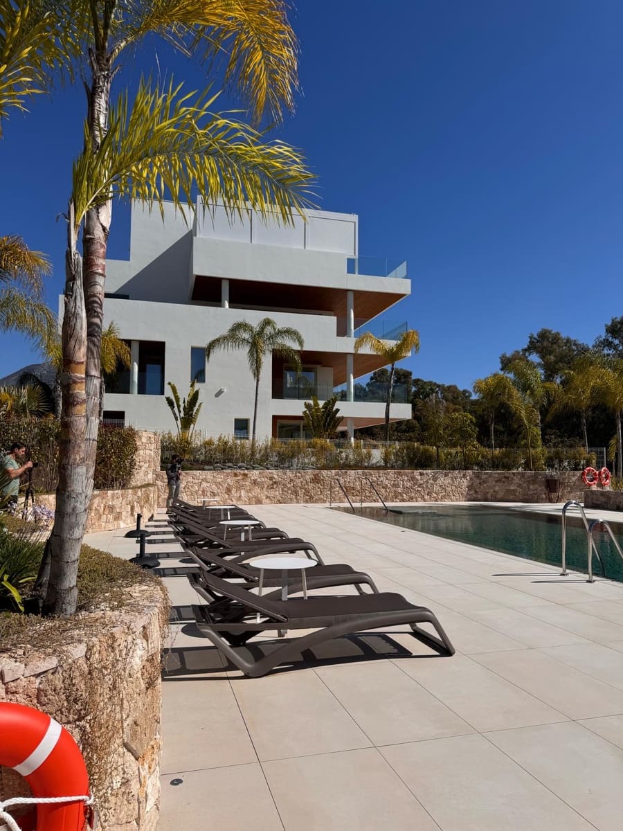 4 slaapkamer Penthouse te huur in Marbella met zwembad garage - € 12.800 (Ref: 9544397)