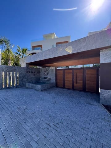 4 slaapkamer Penthouse te huur in Lomas De Marbella, Marbella met zwembad garage - € 12.800 (Ref: 9544397)