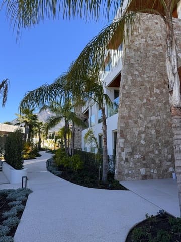 4 slaapkamer Penthouse te huur in Lomas De Marbella, Marbella met zwembad garage - € 12.800 (Ref: 9544397)