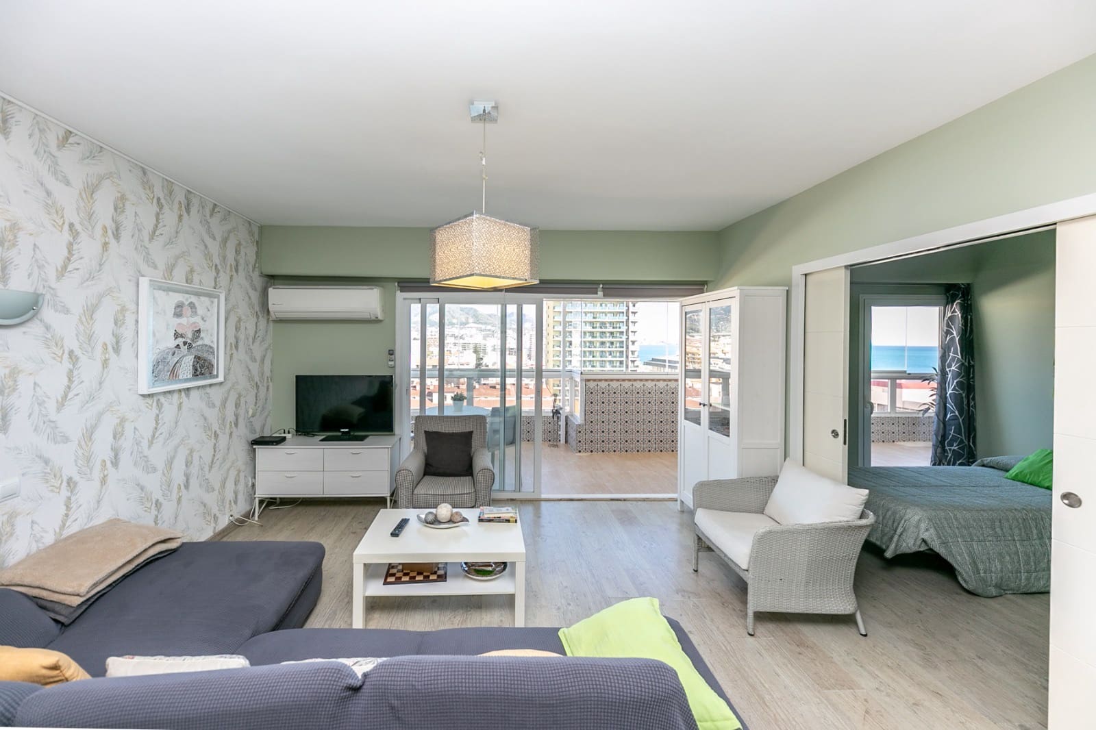 3 slaapkamer Penthouse te huur in Fuengirola met zwembad garage - € 2.600 (Ref: 9544407)