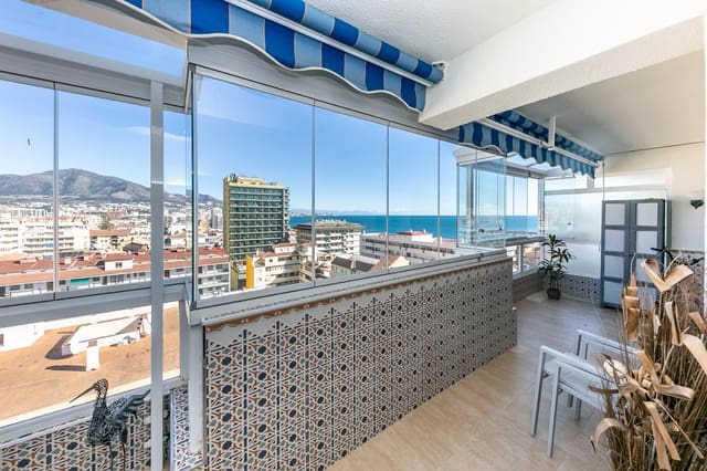 3 slaapkamer Penthouse te huur in Zona Puerto Deportivo, Fuengirola met zwembad garage - € 2.600 (Ref: 9544407)