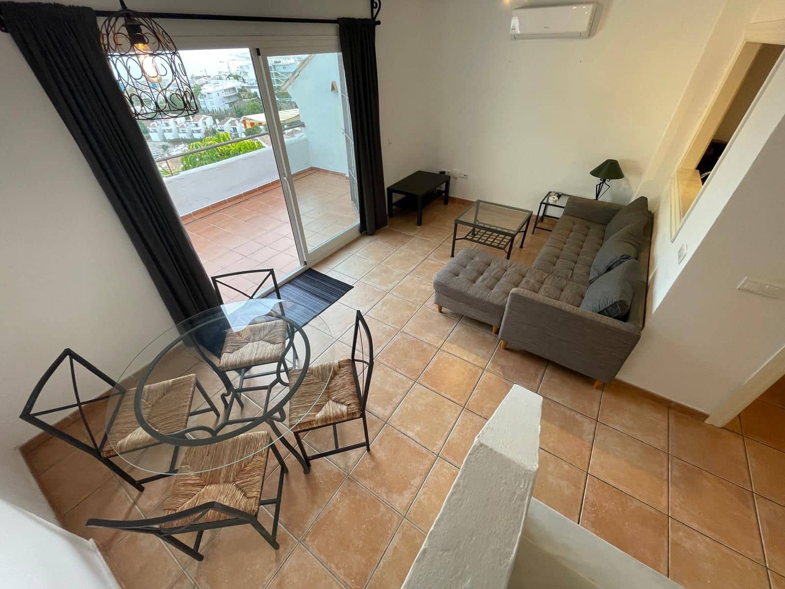 2 soveværelse Lejlighed til leje i Benalmadena - € 1.350 (Ref: 9544434)