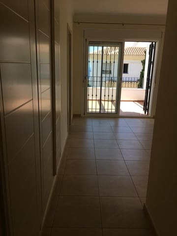 3 makuuhuone Paritalo vuokrattavana paikassa Mijas Costa, Mijas mukana uima-altaan 
autotalli - 2 000 € (Ref: 9547067)