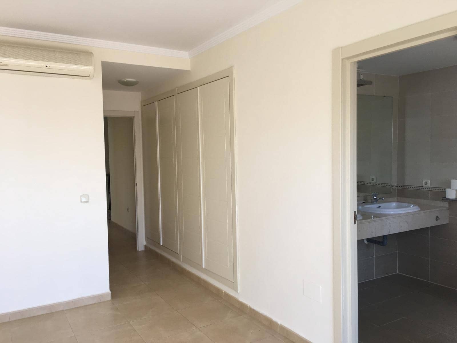 3 makuuhuone Paritalo vuokrattavana paikassa Mijas Costa mukana uima-altaan 
autotalli - 2 000 € (Ref: 9547067)