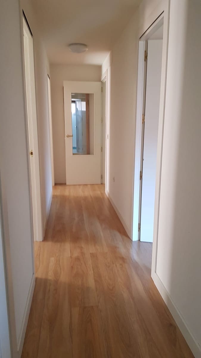 Piso de 4 habitaciones en Benalmádena en alquiler con piscina - 2.500 € (Ref: 9547069)