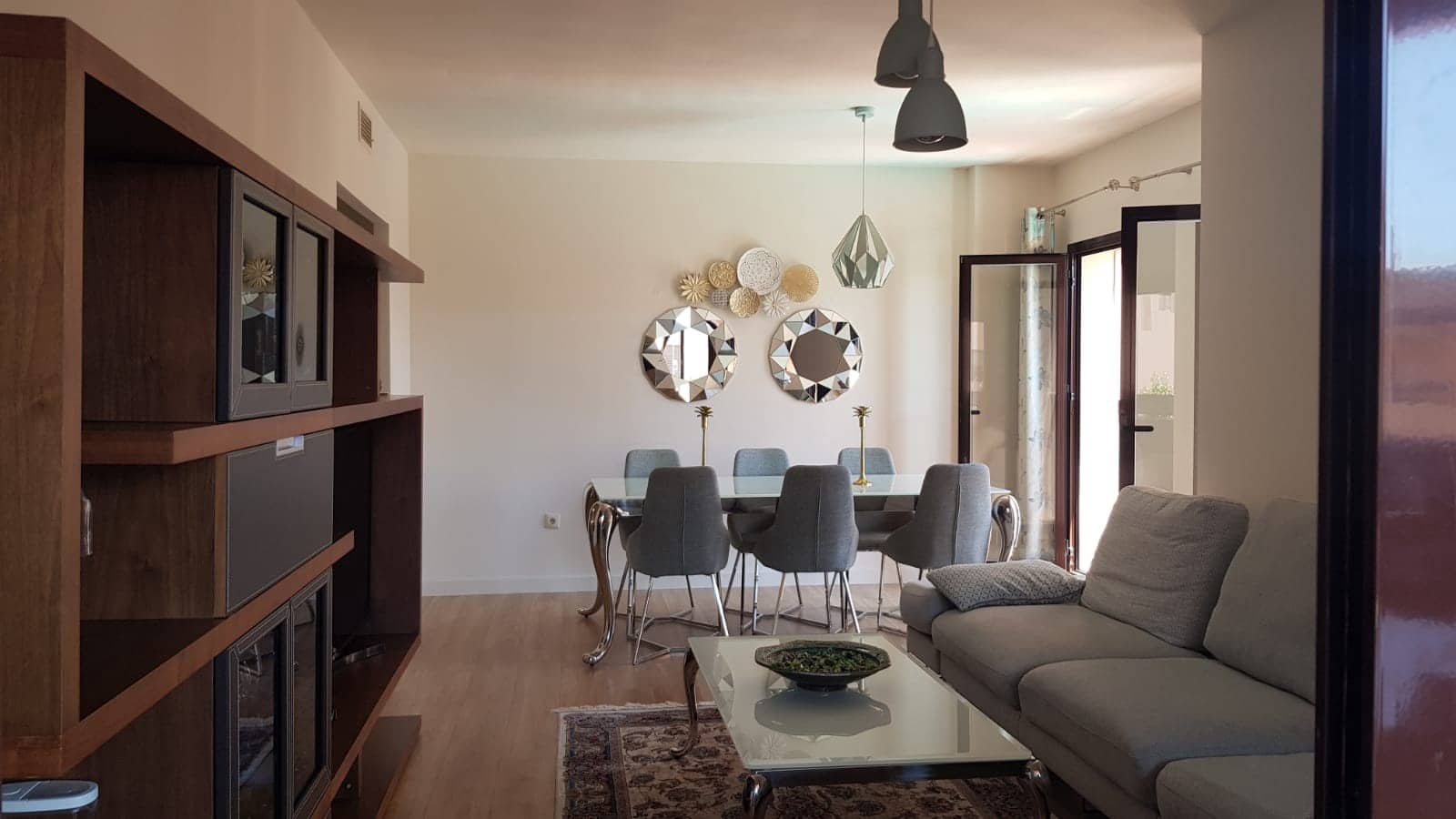 Piso de 4 habitaciones en Benalmádena en alquiler con piscina - 2.500 € (Ref: 9547069)