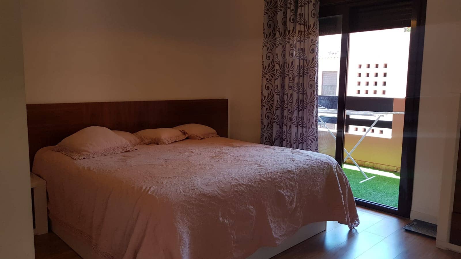 Piso de 4 habitaciones en Benalmádena en alquiler con piscina - 2.500 € (Ref: 9547069)
