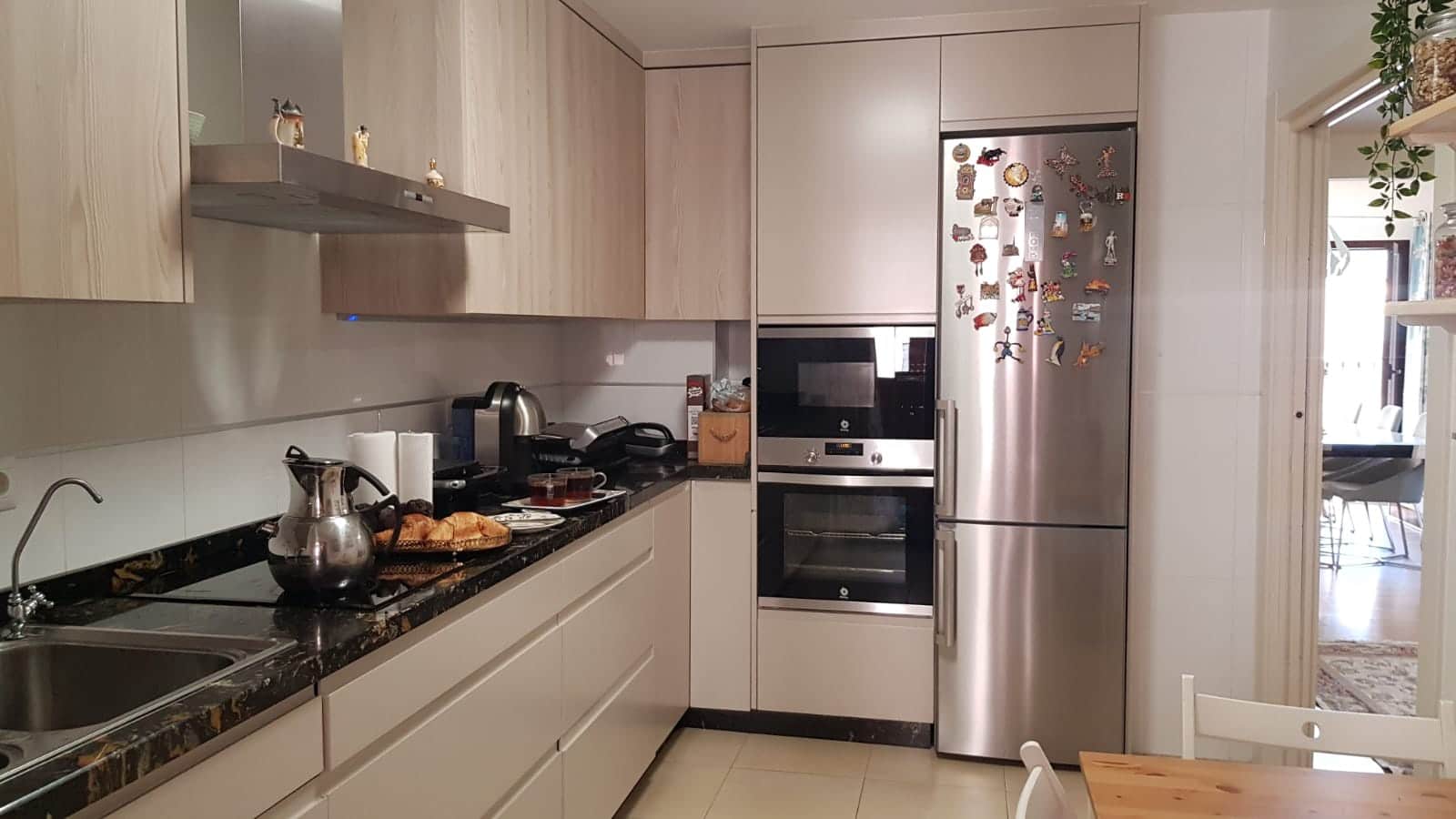 Piso de 4 habitaciones en Benalmádena en alquiler con piscina - 2.500 € (Ref: 9547069)