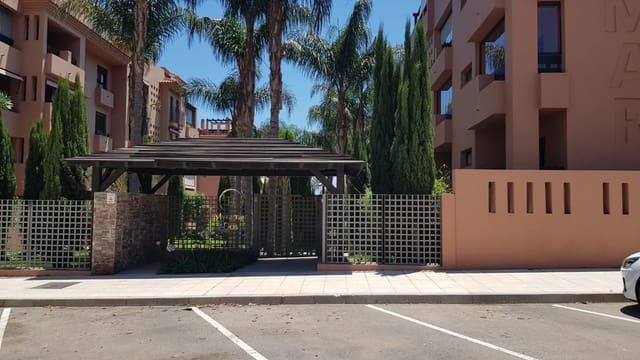 Piso de 4 habitaciones en Benalmádena en alquiler con piscina - 2.500 € (Ref: 9547069)