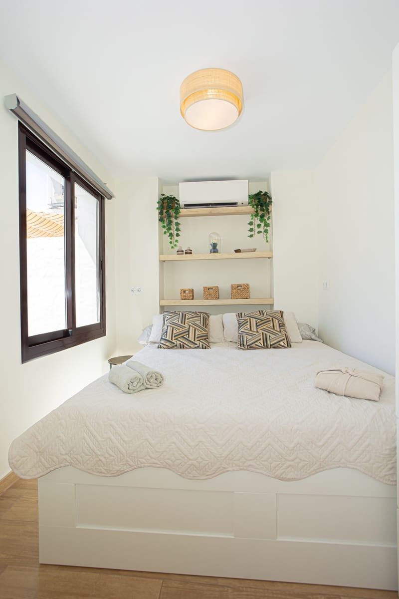 3 makuuhuone Kattohuoneisto vuokrattavana paikassa Marbella mukana uima-altaan 
autotalli - 3 300 € (Ref: 9547198)