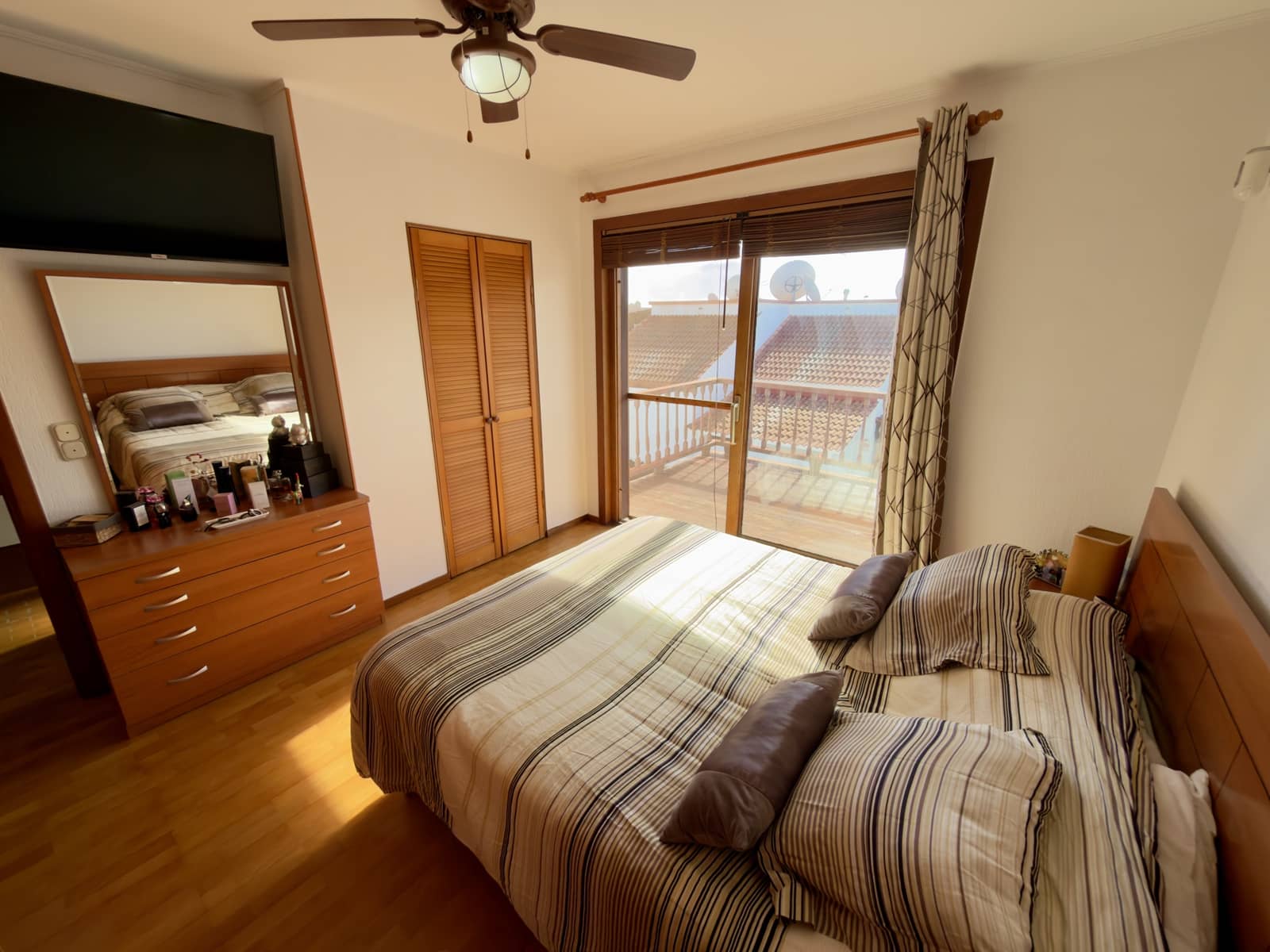 2 bedroom Apartment for sale in La Oliva with pool - € 210,000 (Ref: 9528731)