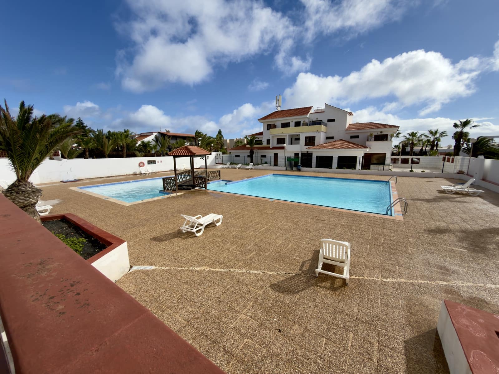 2 bedroom Apartment for sale in La Oliva with pool - € 210,000 (Ref: 9528731)