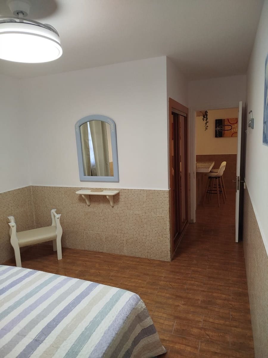 1 slaapkamer Appartement te koop in Caleta de Fuste met zwembad - € 169.000 (Ref: 9542155)