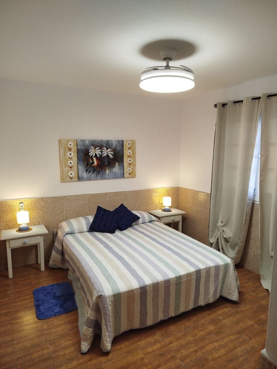 1 slaapkamer Appartement te koop in Caleta de Fuste met zwembad - € 169.000 (Ref: 9542155)