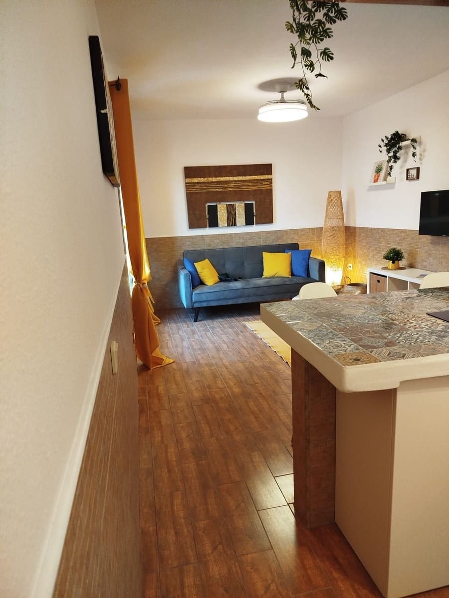 1 slaapkamer Appartement te koop in Caleta de Fuste met zwembad - € 169.000 (Ref: 9542155)