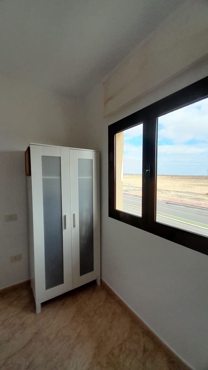 Piso de 2 habitaciones en Puerto del Rosario en venta - 132.000 € (Ref: 9542156)